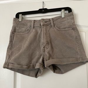 NWOT Old Navy O.G. Short High Rise in Taupe